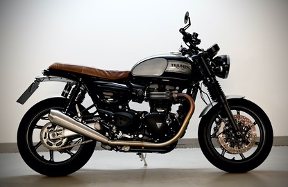 002-Triumph Speed Twin Custom 1