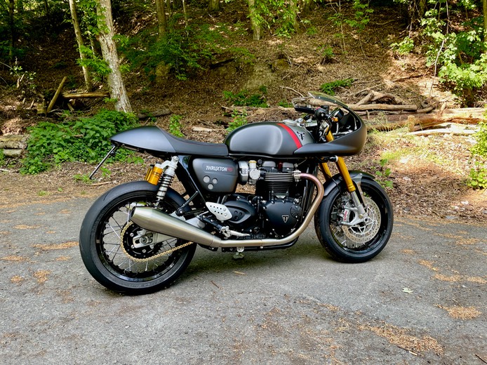 002-Triumph Thruxton RS