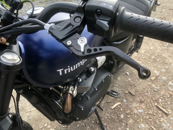 006-Triumph Scrambler Brems- und Kupplunshebel Pazzo