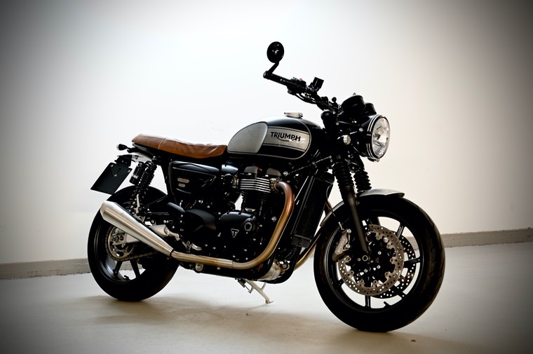 104-Galerie-Triumph Speed Twin Custom