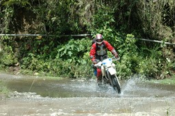 020-Enduro Adventure Ecuador 2006